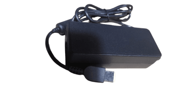 AD-LENOVO-C - LENOVO 20v-2,25amp punta cuadrada