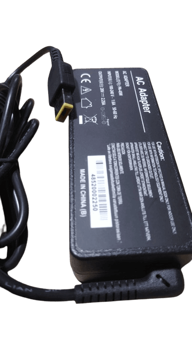 AD-LENOVO-C - LENOVO 20v-2,25amp punta cuadrada
