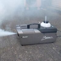 MH302 - Maquina de Humo 1000w - Control  remoto
